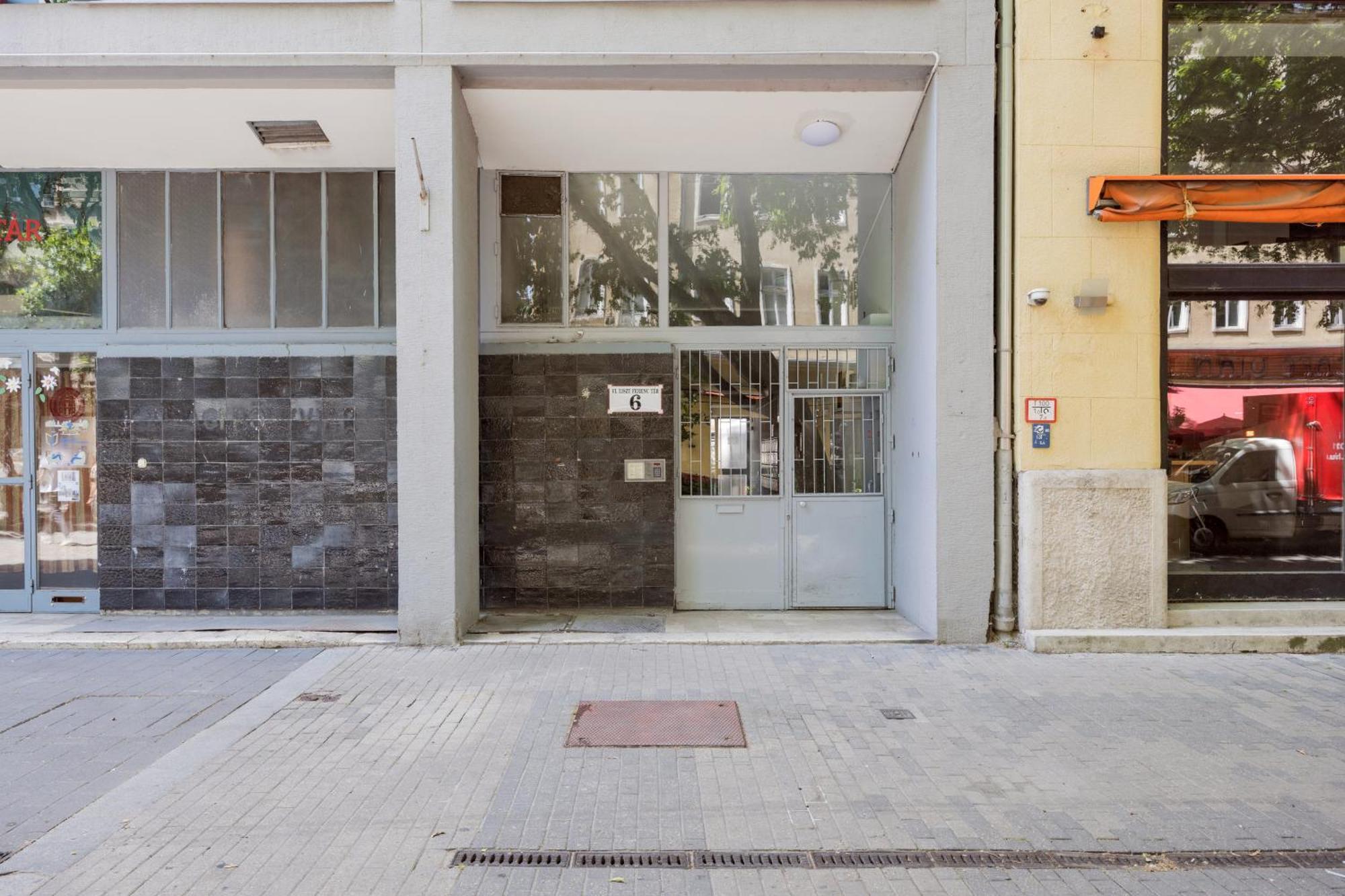 Elegant Home Overlooking The Music Academy 布达佩斯 外观 照片